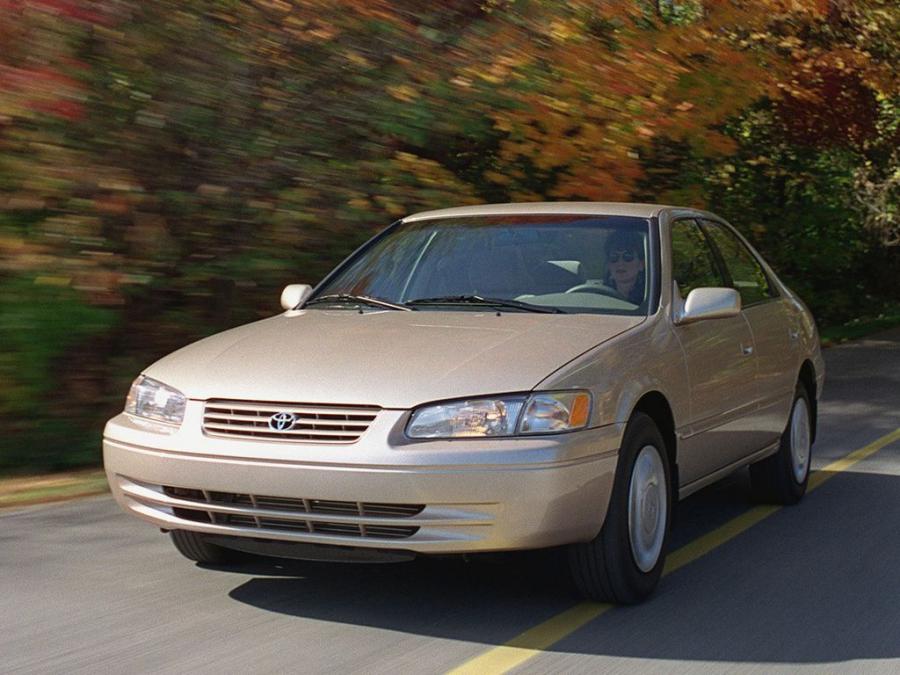  Toyota Camry 1997 года  (US) (фото 11 из 13)